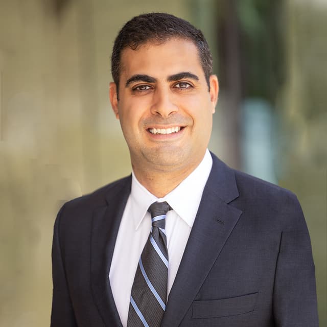 Image of Aria Pournazarian Author