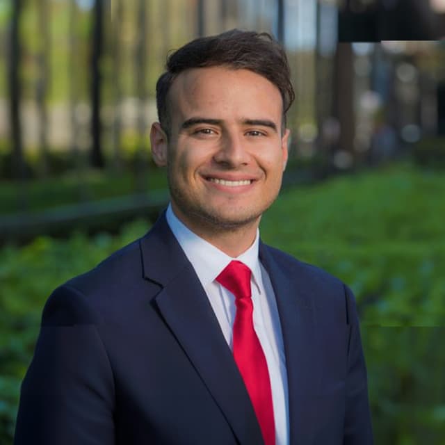 Image of Arthur Varela Author