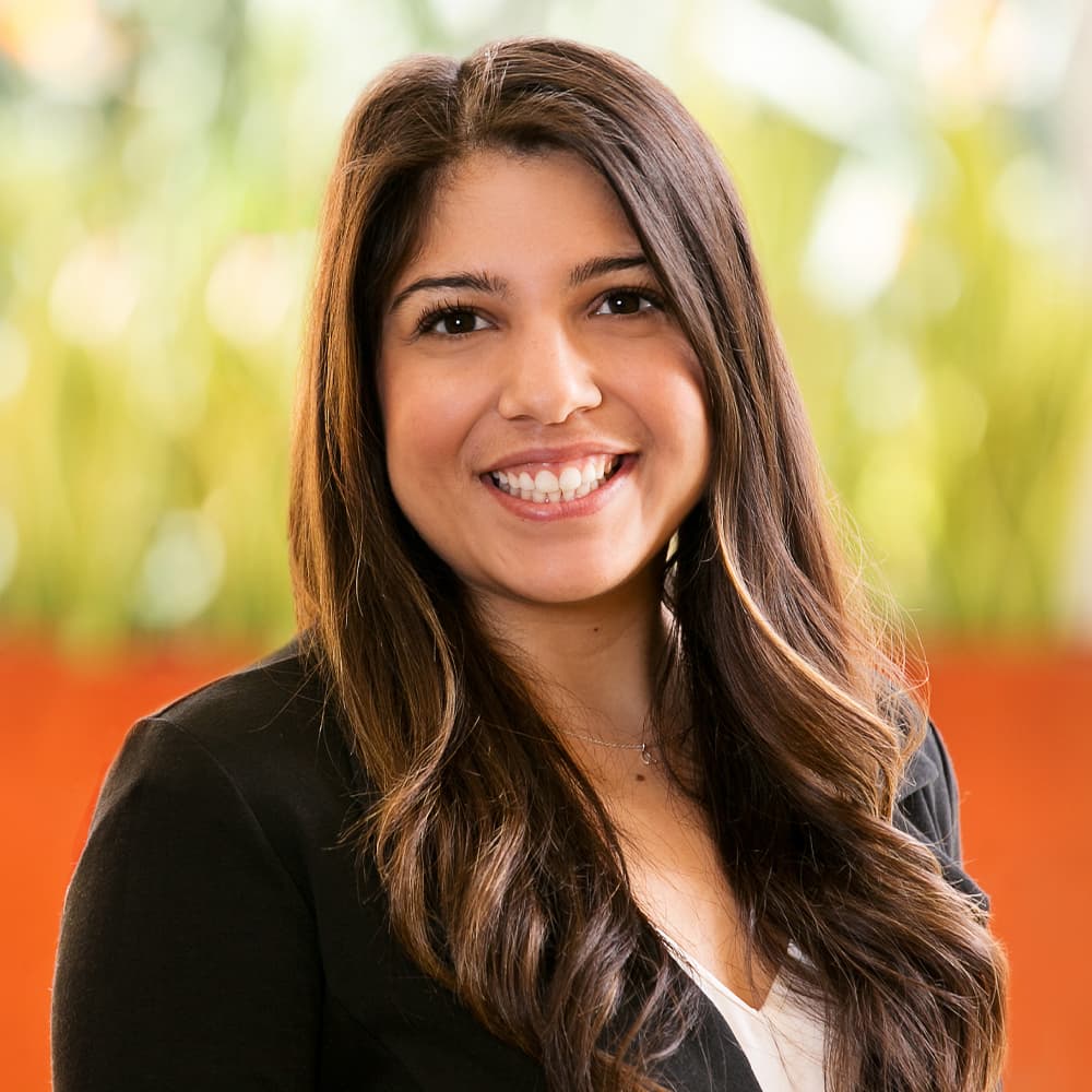 Photo of Lori Girgis