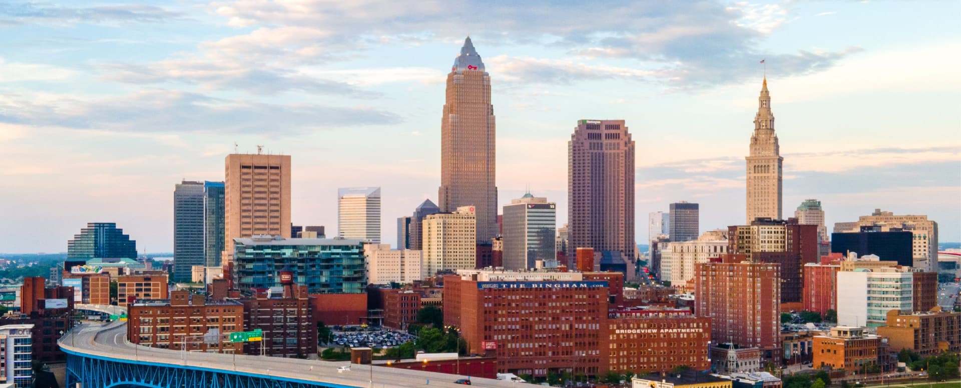 When E-Commerce Got Big, Some Retailers Responded By Thinking Small featured image 