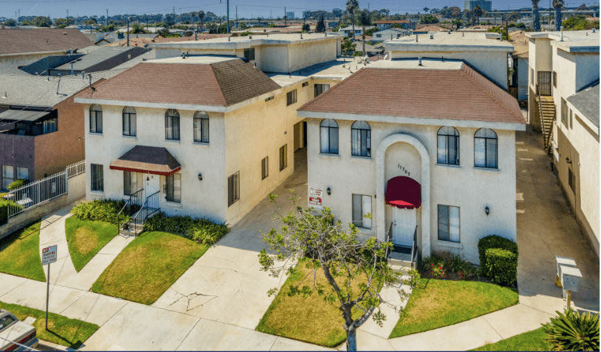 Image of 11703 Truro Ave Property