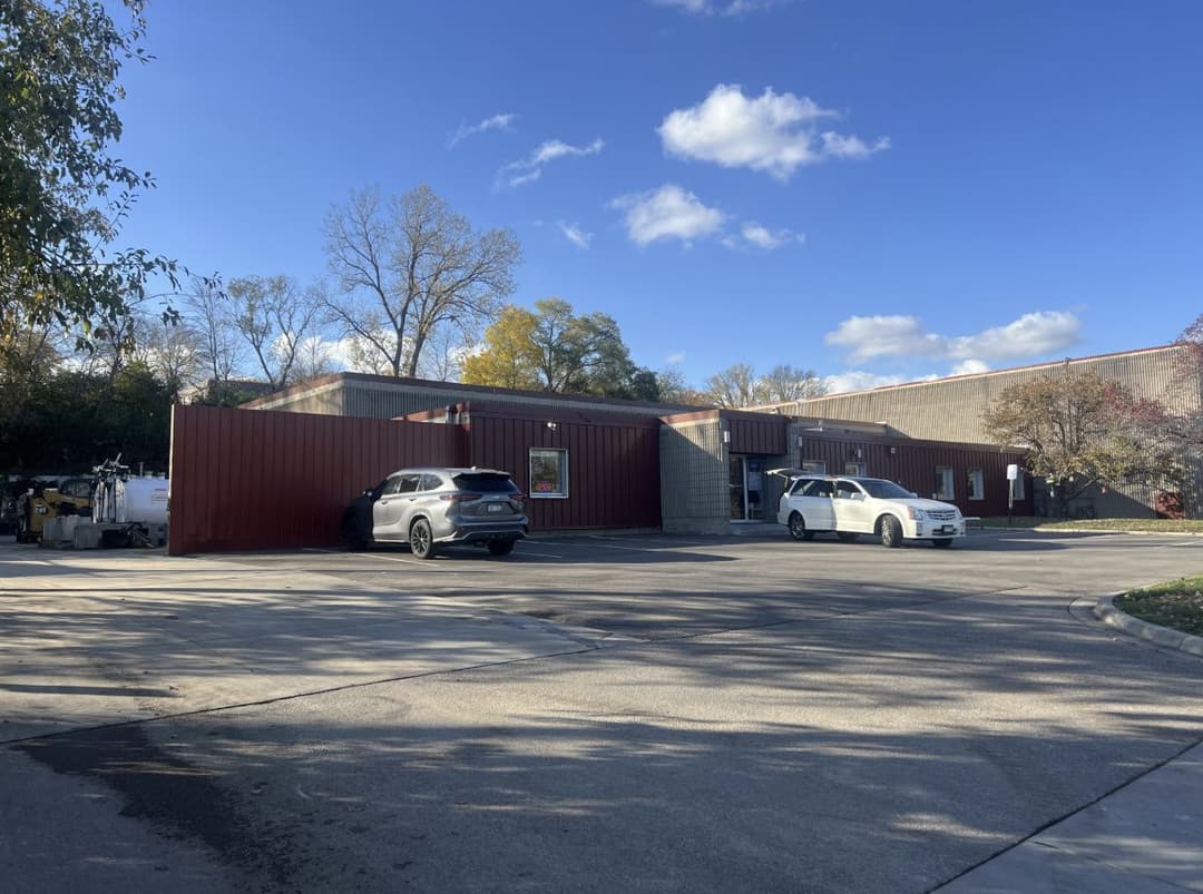 Image of 3241 Winpark Dr Property