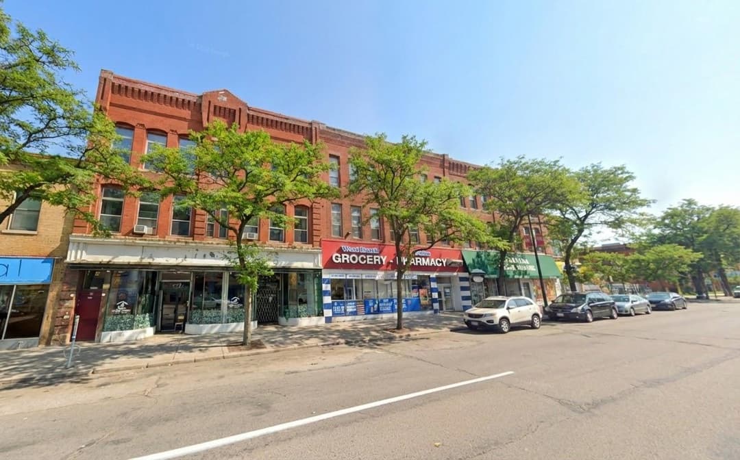 Image of 413 Cedar Ave S Property