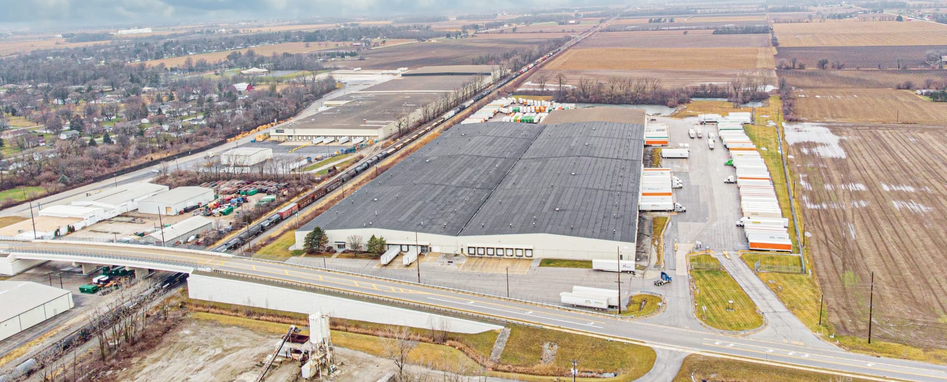 Matthews™ Completes $14.54M Sale of Arm & Hammer Facility featured image