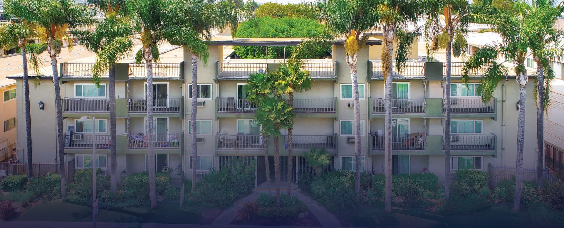 Matthews™ Closes $14.75M Sale of Los Angeles Apartments featured image