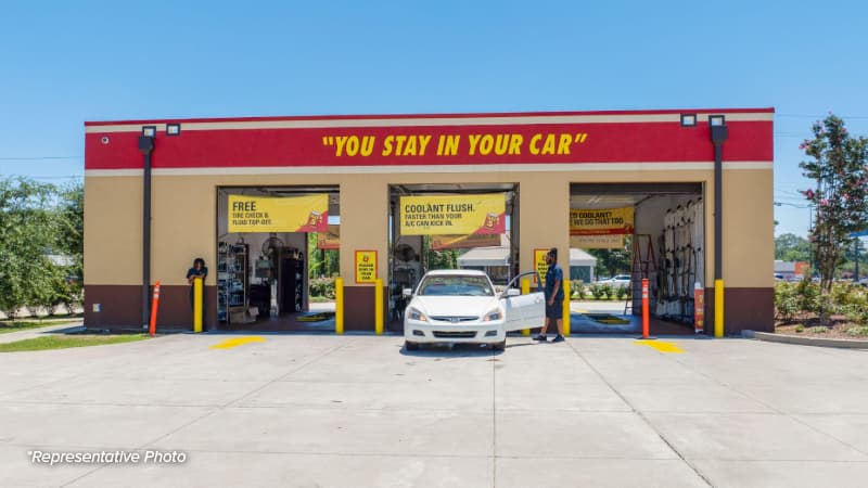 Image of Take 5 Oil Change Property