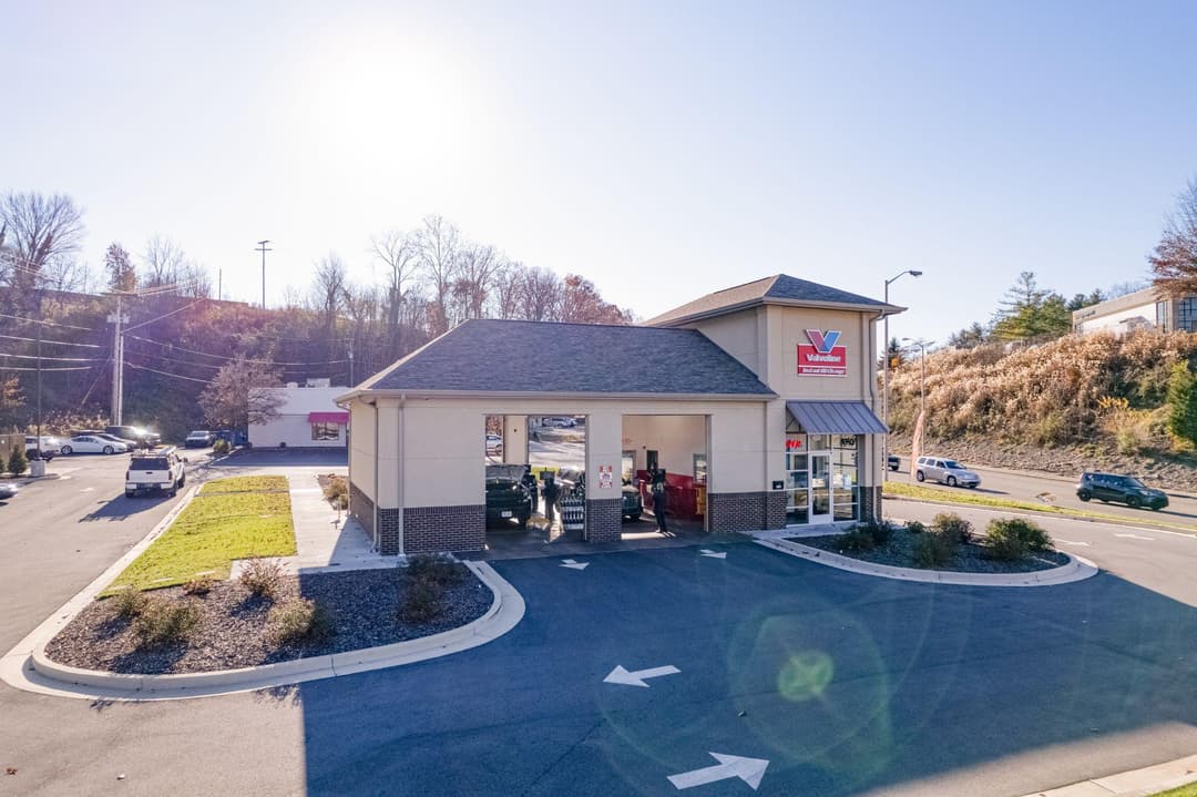 Image of Valvoline Property